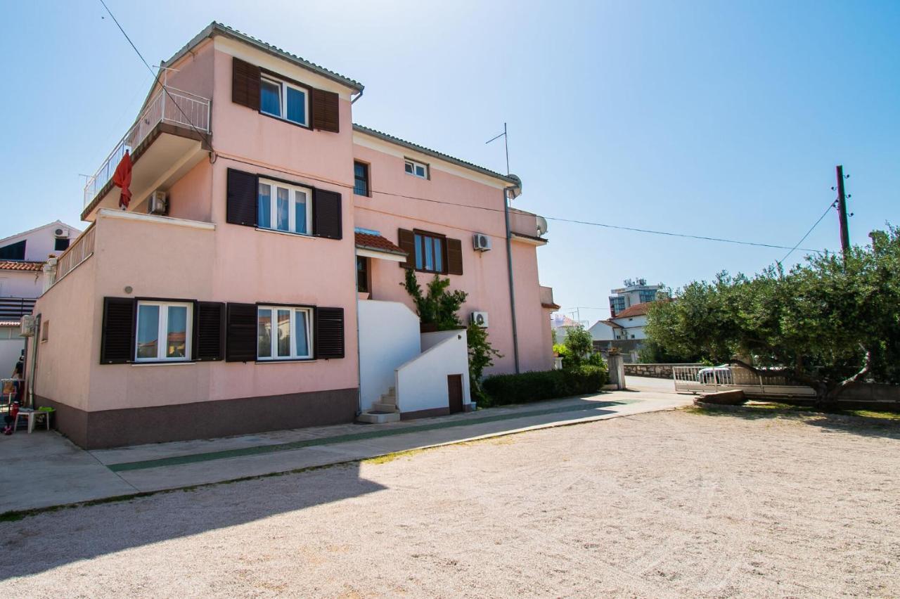 וודיצה Apartments Happy Place מראה חיצוני תמונה